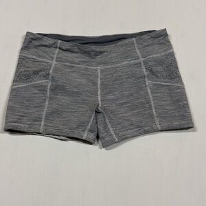 Lululemon gray white active shots women’s 10